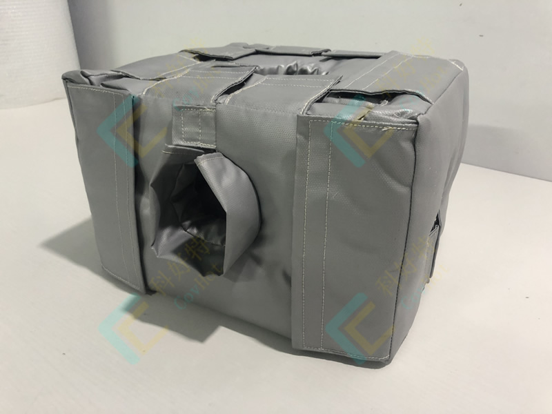 可拆卸式<a href=http://www.myfengqiao.cn/e/tags/?tagname=%E4%BF%9D%E6%B8%A9%E5%A5%97 target=_blank class=infotextkey>保溫套</a>