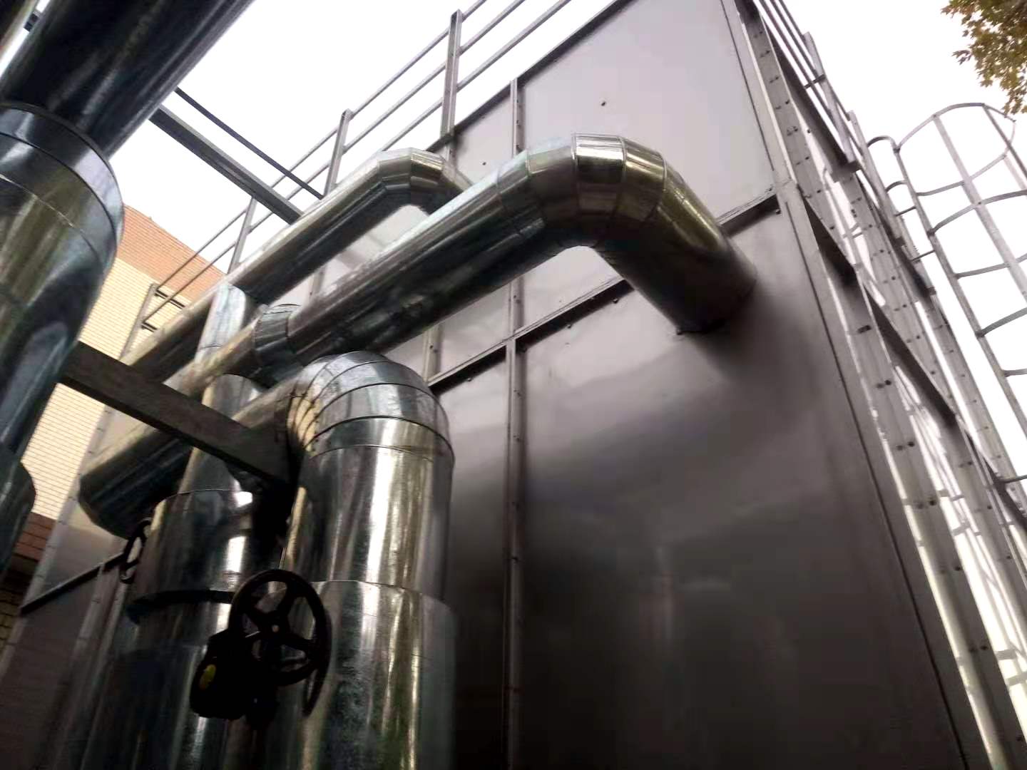 蒸汽<a href=http://www.myfengqiao.cn/e/tags/?tagname=%E9%98%80%E9%97%A8%E4%BF%9D%E6%B8%A9%E8%A1%A3 target=_blank class=infotextkey><a href=http://www.myfengqiao.cn/e/tags/?tagname=%E9%98%80%E9%97%A8%E4%BF%9D%E6%B8%A9 target=_blank class=infotextkey>閥門保溫</a>衣</a>