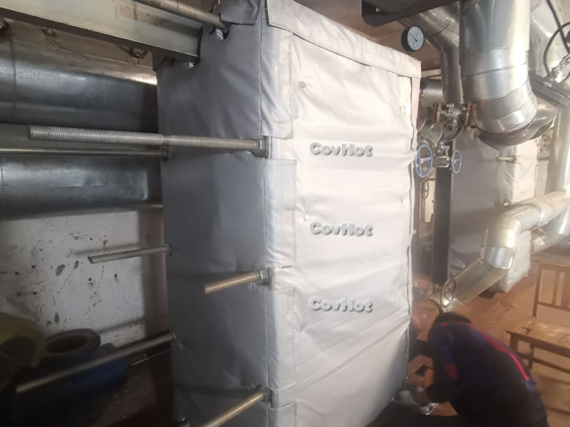 板式<a href=http://www.myfengqiao.cn/e/tags/?tagname=%E6%8D%A2%E7%83%AD%E5%99%A8%E4%BF%9D%E6%B8%A9 target=_blank class=infotextkey>換熱器保溫</a>,<a href=http://www.myfengqiao.cn/e/tags/?tagname=%E5%8F%AF%E6%8B%86%E5%8D%B8%E4%BF%9D%E6%B8%A9%E5%A5%97 target=_blank class=infotextkey>可拆卸<a href=http://www.myfengqiao.cn/e/tags/?tagname=%E4%BF%9D%E6%B8%A9%E5%A5%97 target=_blank class=infotextkey>保溫套</a></a>